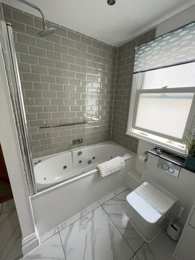 Lazy Waves Boutique B&B Newquay  Luaran gambar